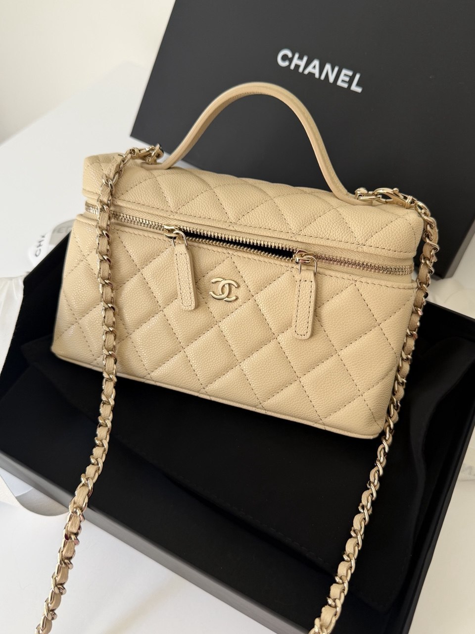 Chanel Vanity Slim Beige